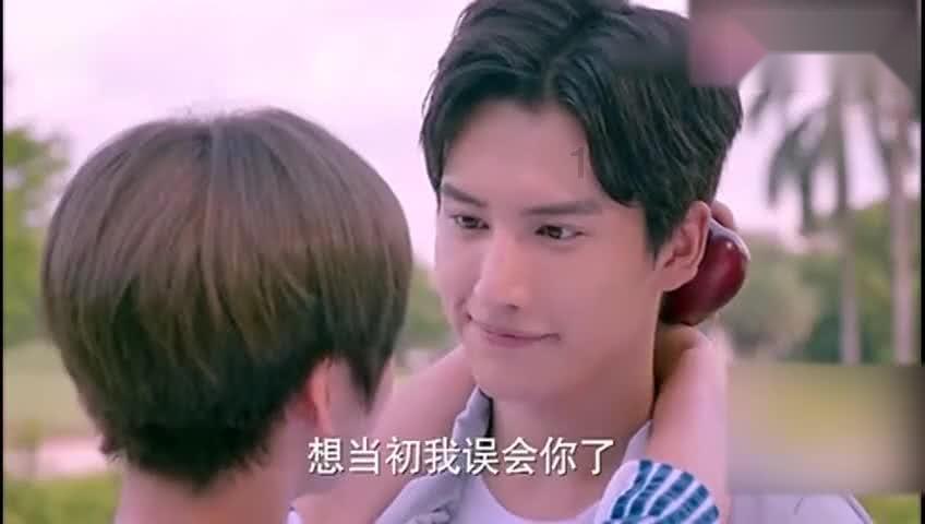 默默做事努力的打磨自己的演技——张子枫